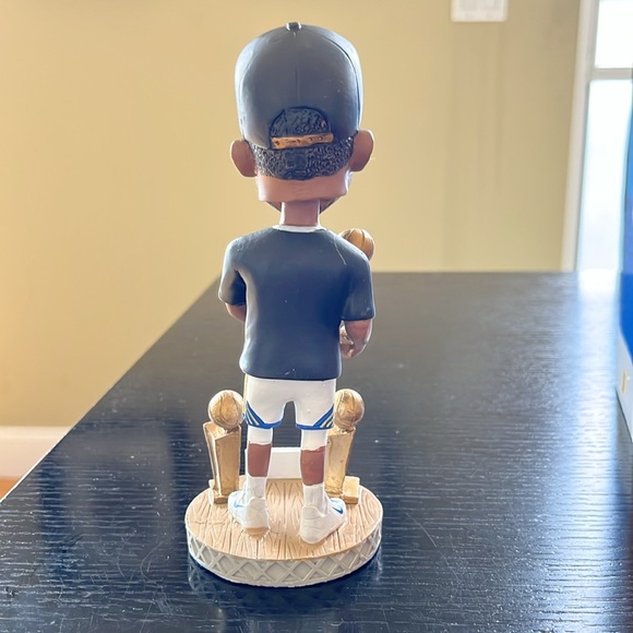 Andre Iguodala Bobblehead Golden State Warriors 2018 Champions - Picture 4 of 15